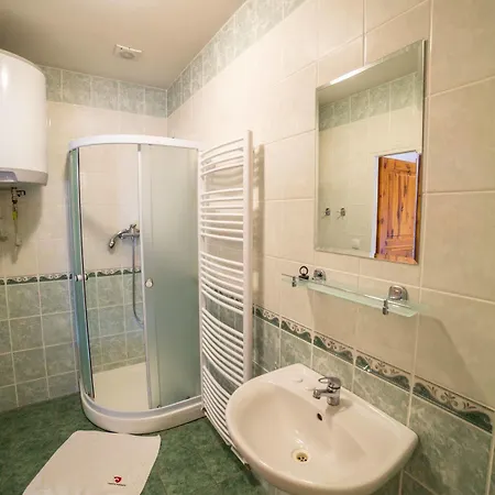 Farma Ptyrov Pensjonat Mnichovo Hradiště