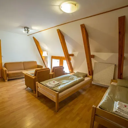 Pensjonat Farma Ptyrov 3*