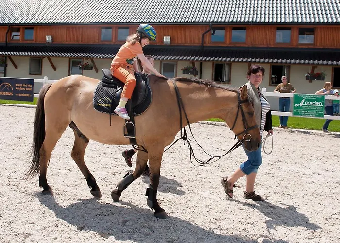 بيت ضيافة Farma Ptyrov Mnichovo Hradiště