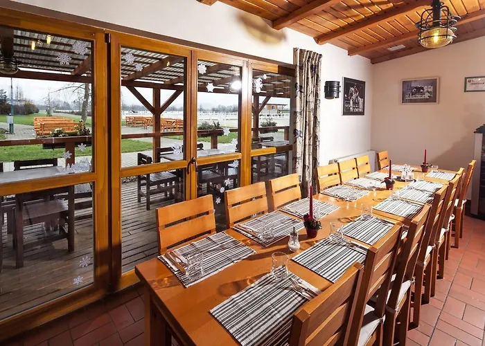 Farma Ptyrov Pensjonat Mnichovo Hradiště