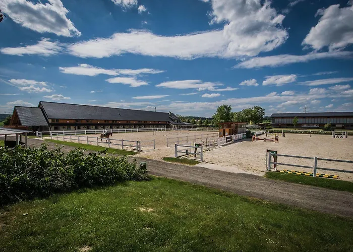 Pensjonat Farma Ptyrov 3*